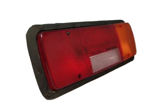 Uno Minda TL-6562AM Tail Light for Tata Sumo